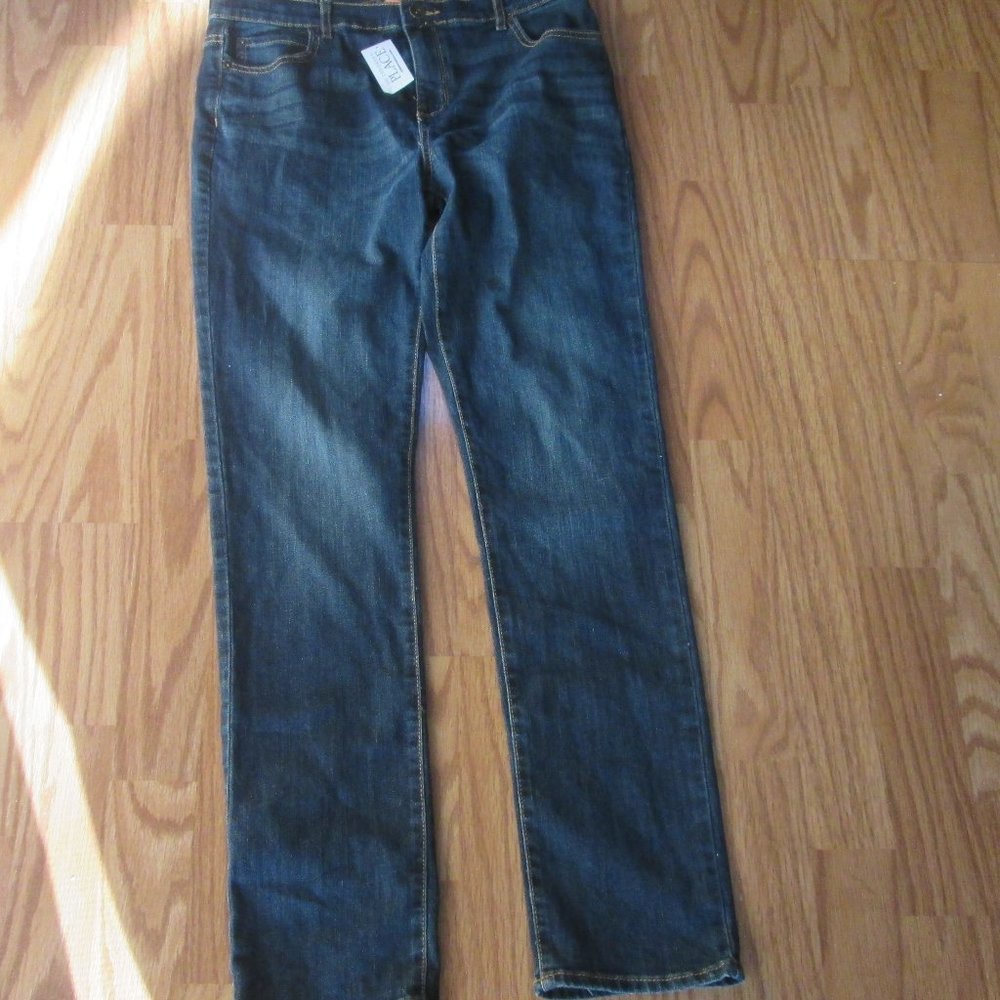 NWT The Childrens Place Girls Blue Jeans Stretch Skinny Size 16 has 5 Pockets